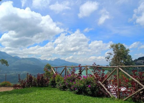 Hilltop Resorts